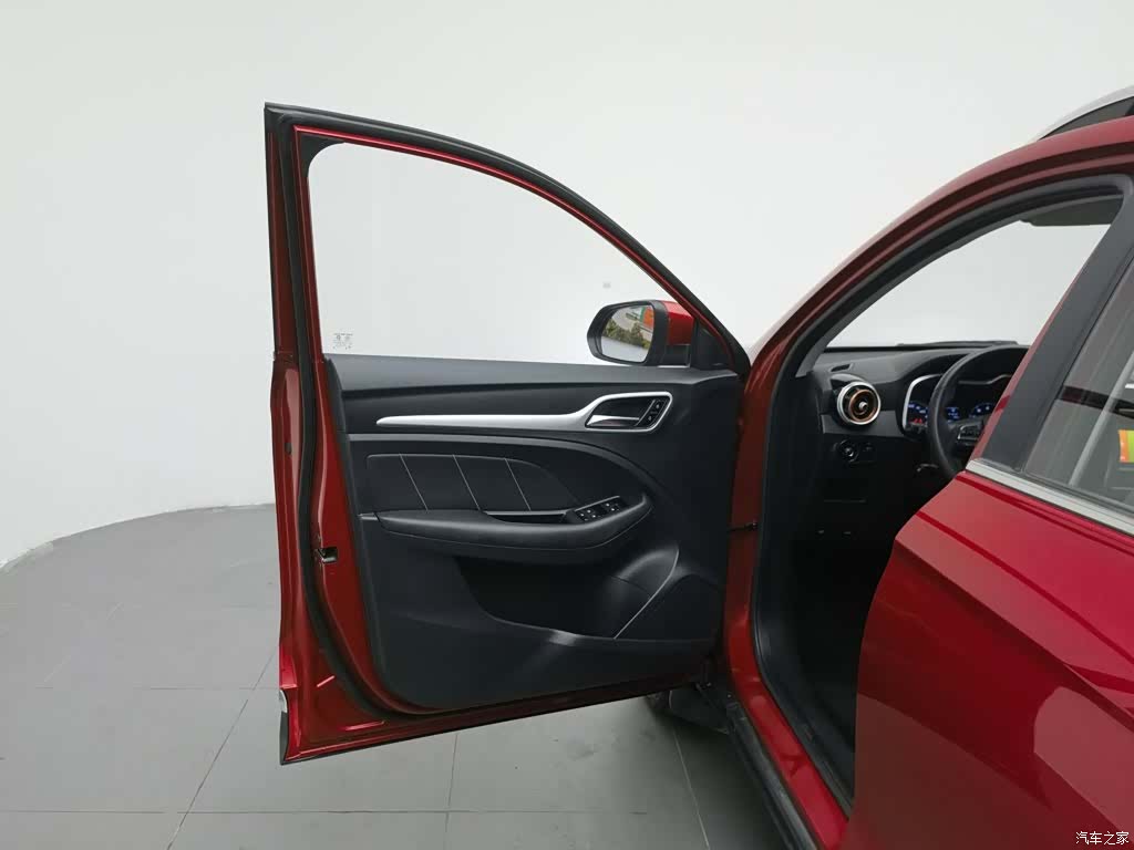 MG ZS, 2019 8