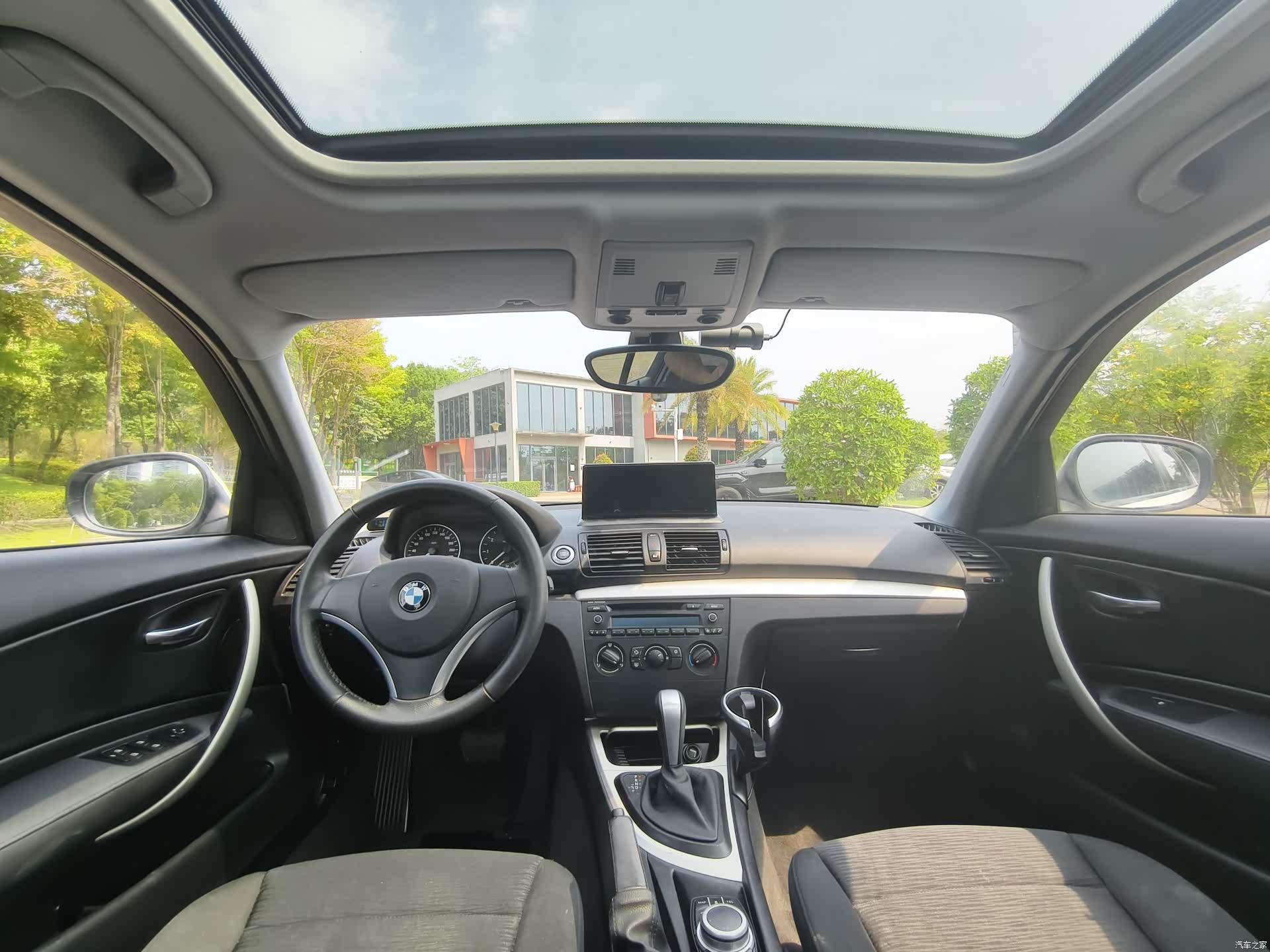 BMW 1 Series, 2011 22