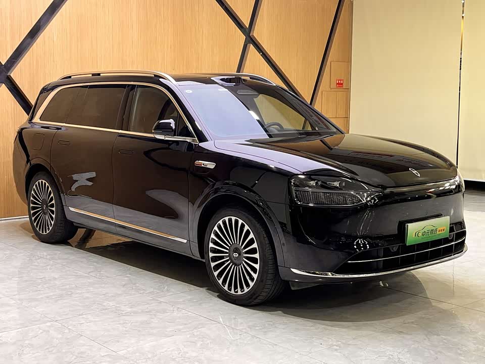 AITO Ask the world M9