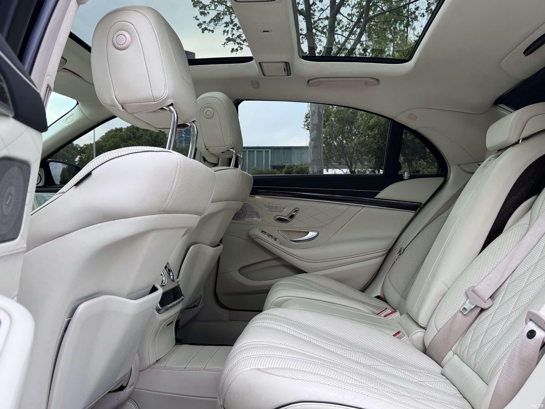 Mercedes-Benz S-Class, 2017 12