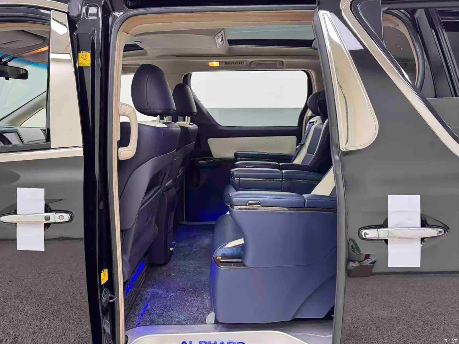 Toyota Alphard, 2012 9