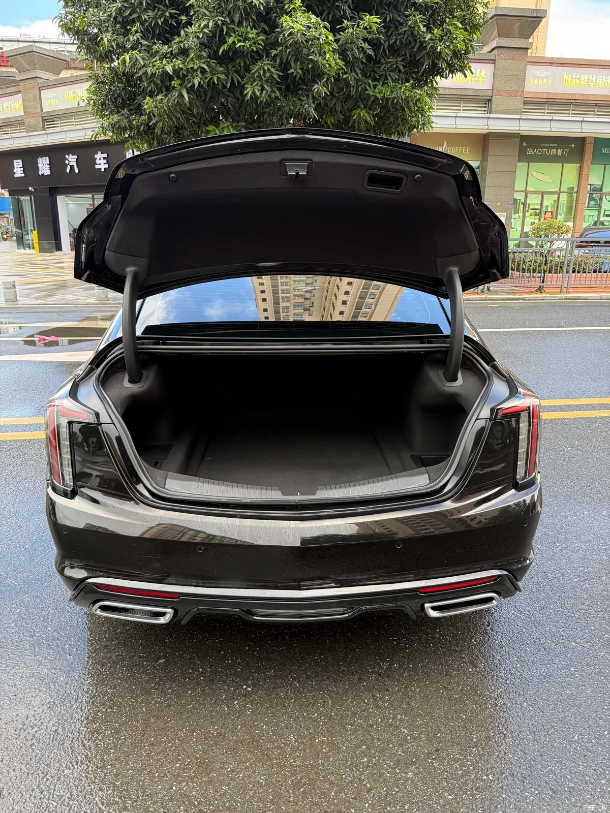 Cadillac CT5, 2024 13