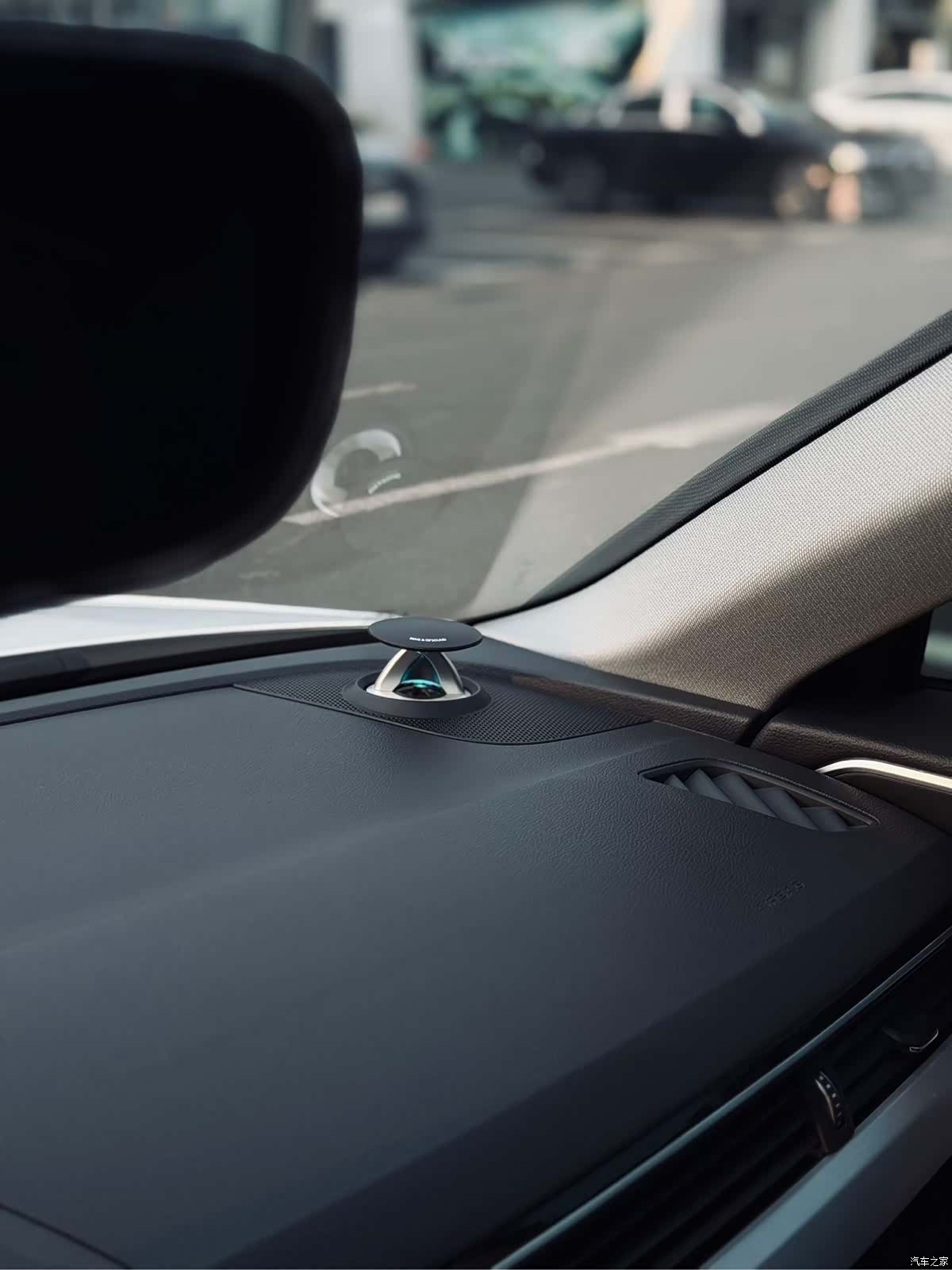 Audi A4L, 2023 10