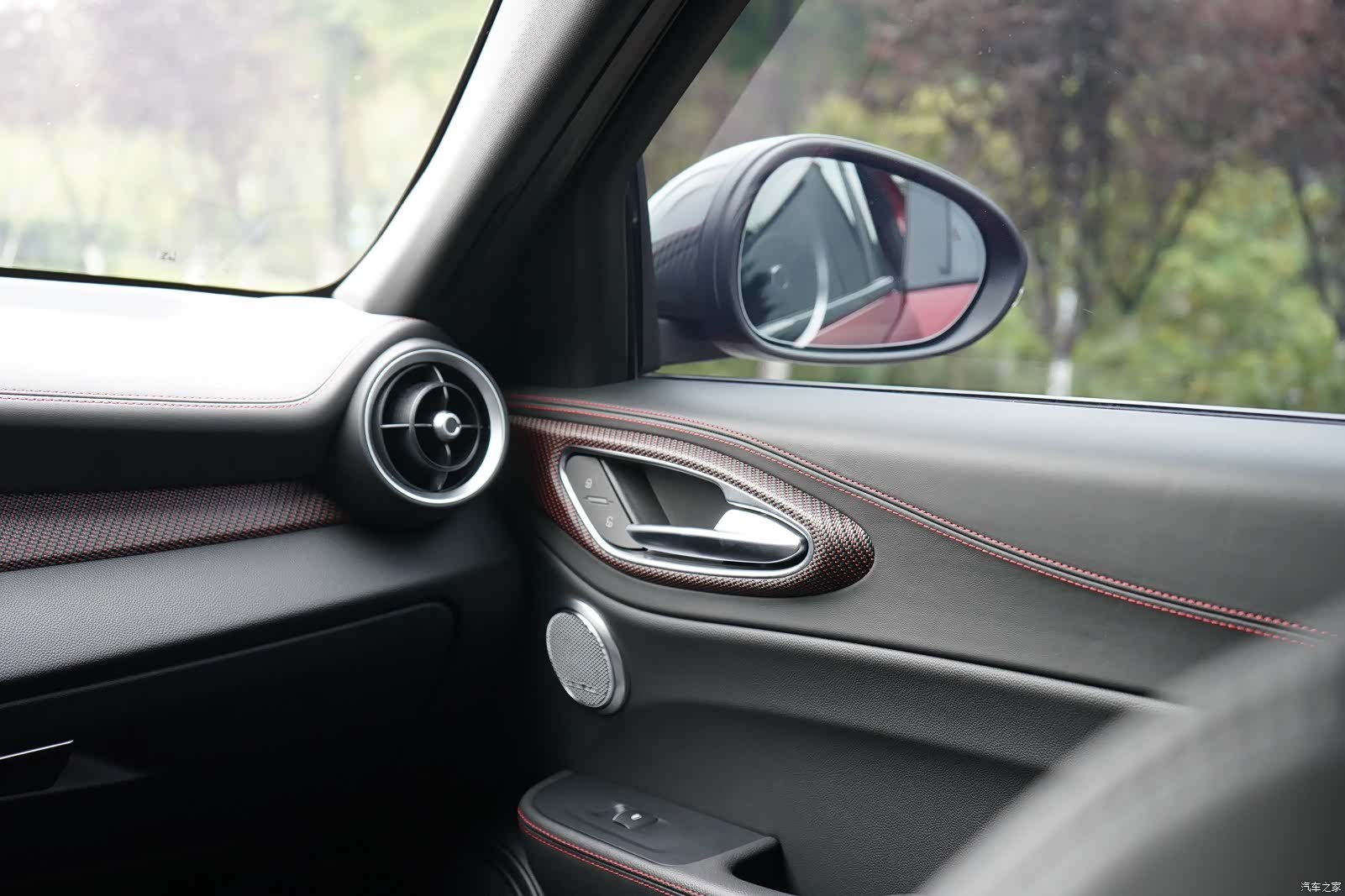Alfa Romeo Giulia, 2026 9