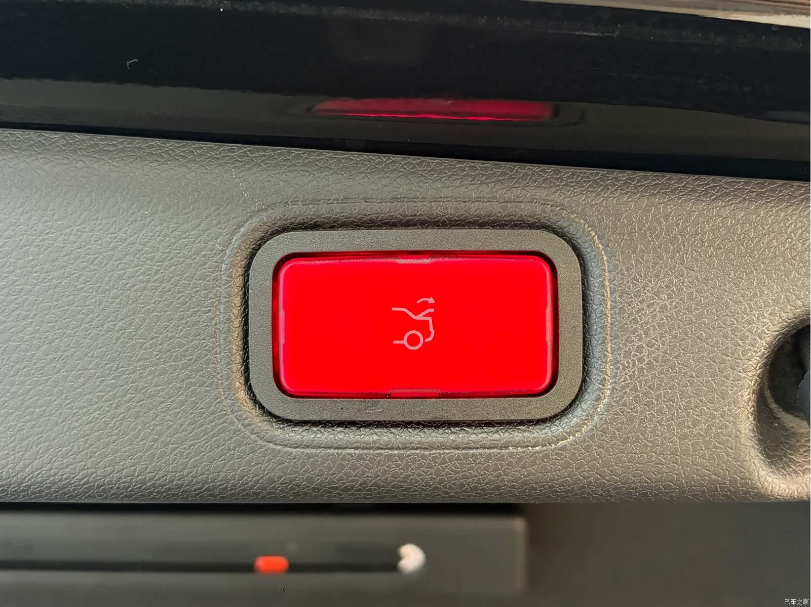 Mercedes-Benz E-Class, 2018 19