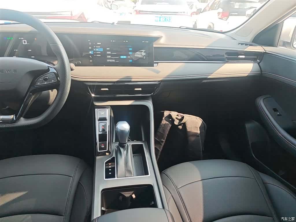 Roewe i5, 2026 13