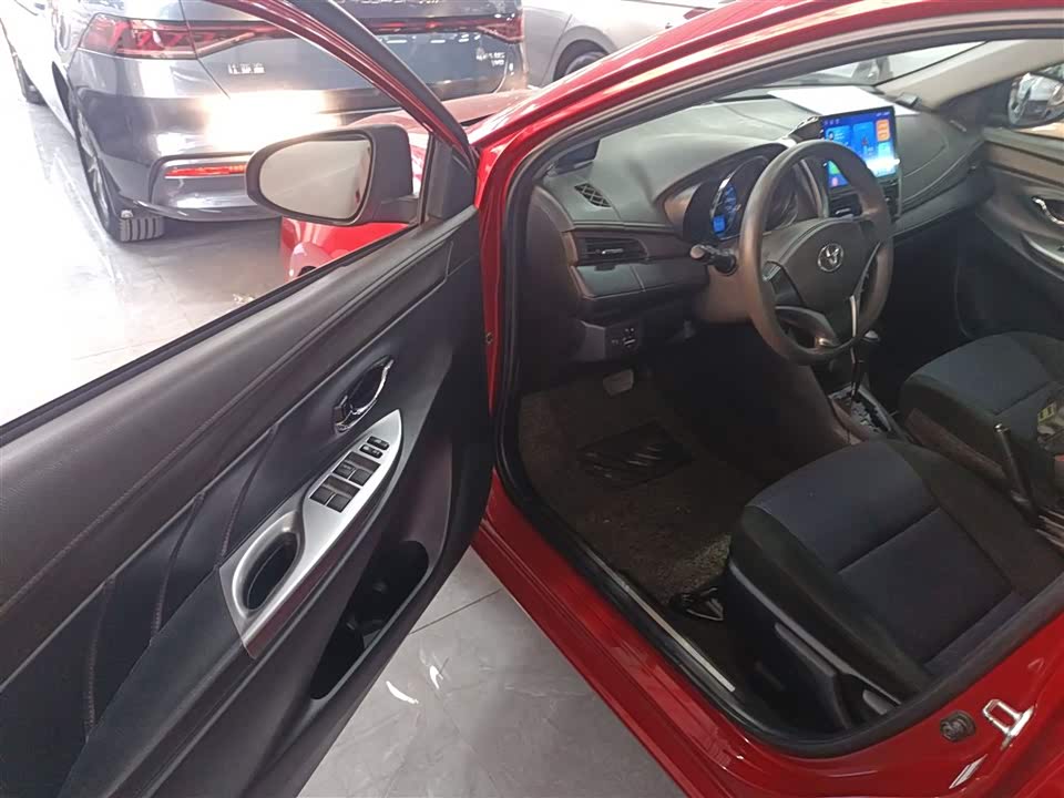 Toyota YARiS L Zhixuan