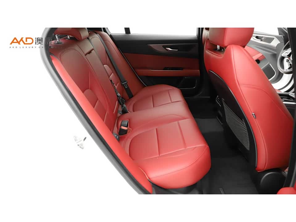 Jaguar XEL Jaguar XEL