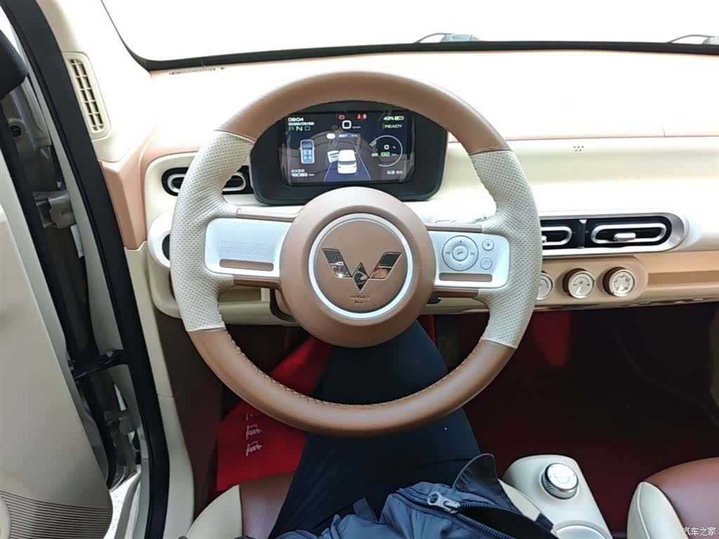 Wuling MINIEV, 2025 11