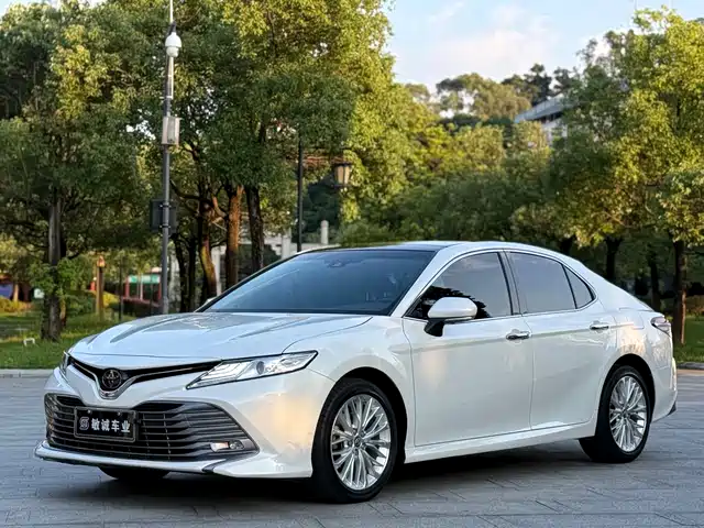 Toyota Camry 2019 — купить из Китая под заказ