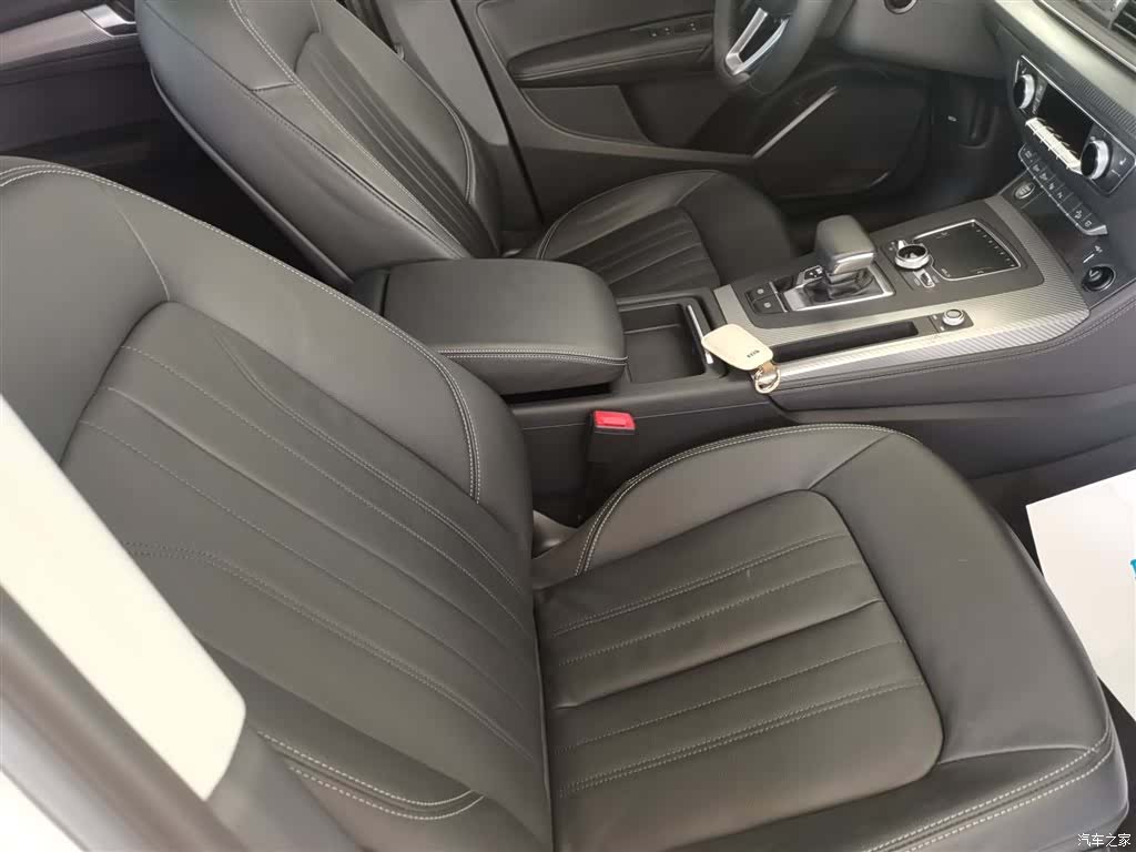 Audi Q5L, 2020 25
