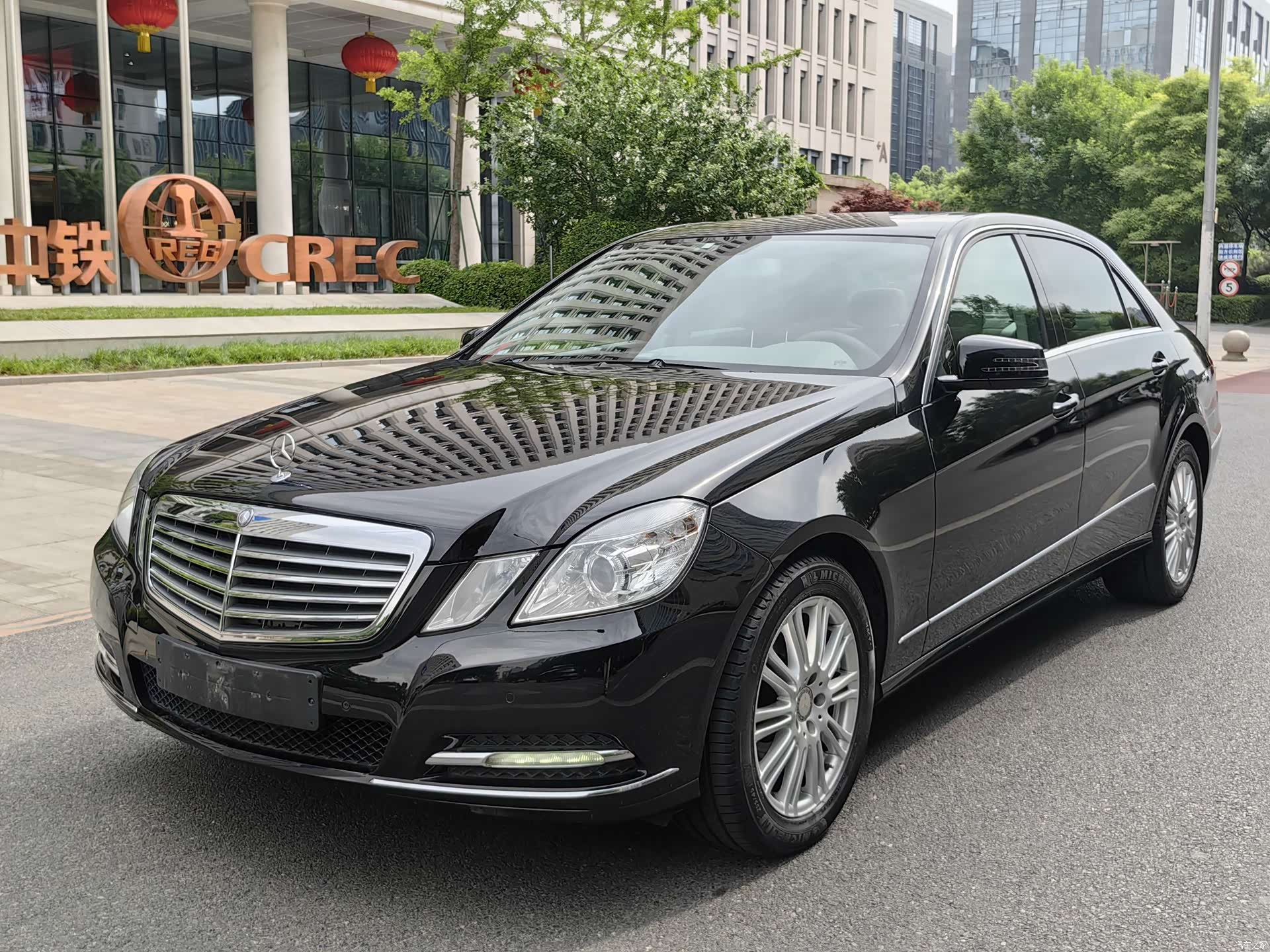 Mercedes-Benz E-Class, 2012 1