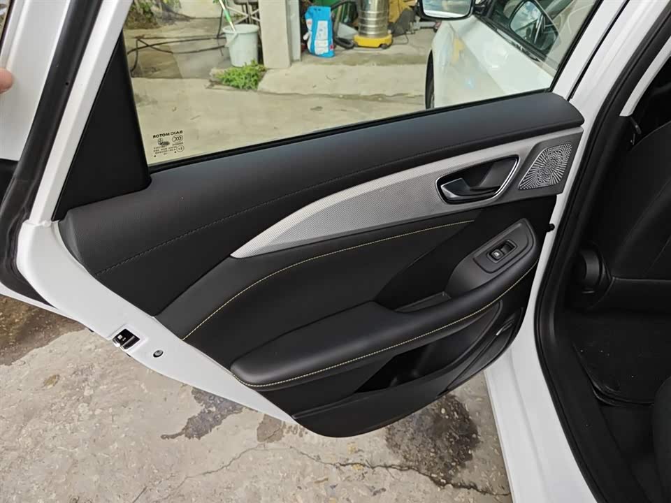 Roewe i6 MAX Roewe i6 MAX