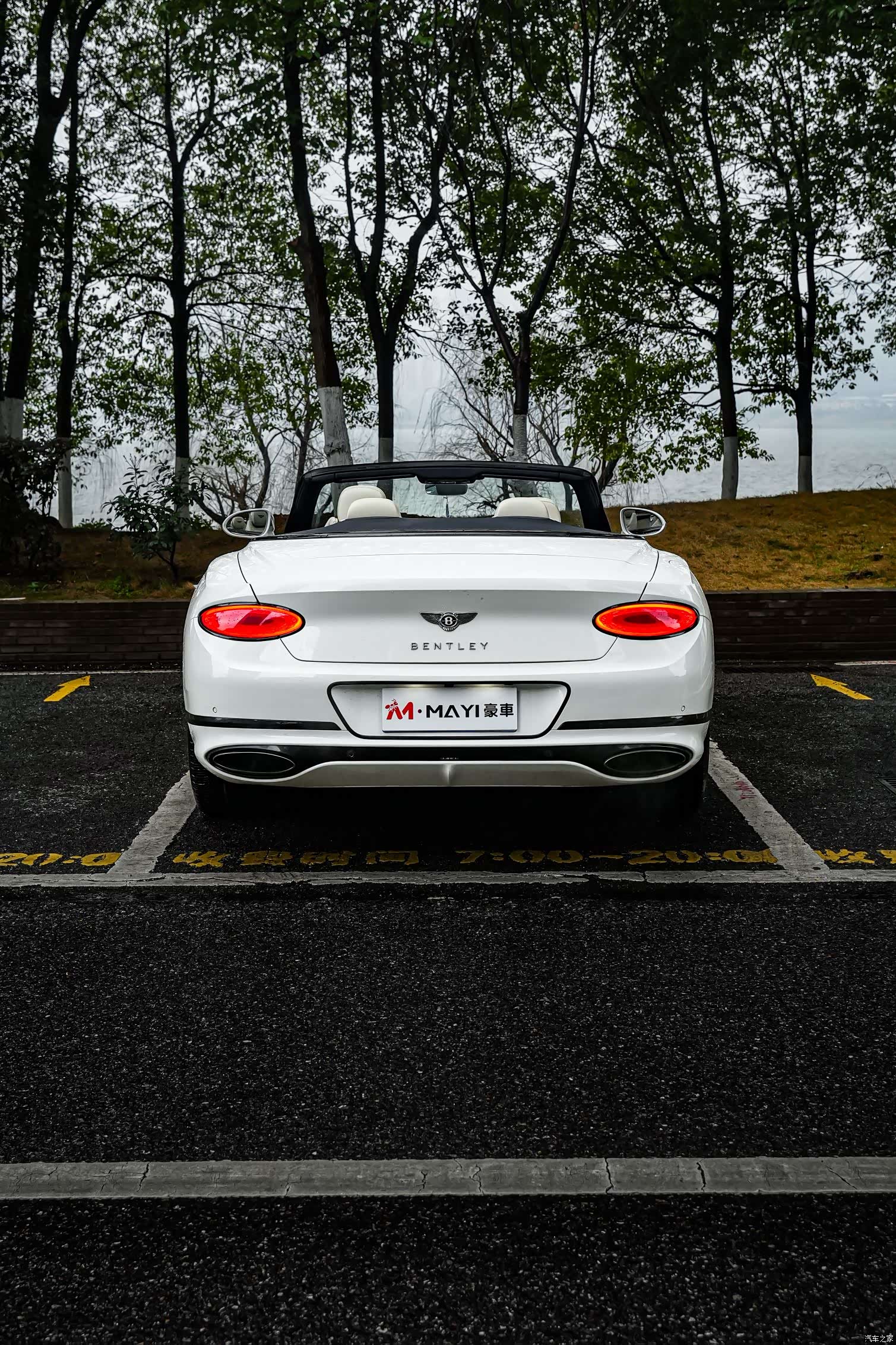 Bentley Continental GT, 2020 3