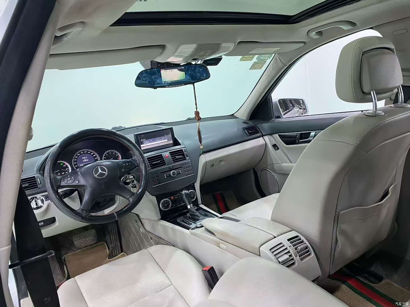 Mercedes-Benz C-Class, 2011 6