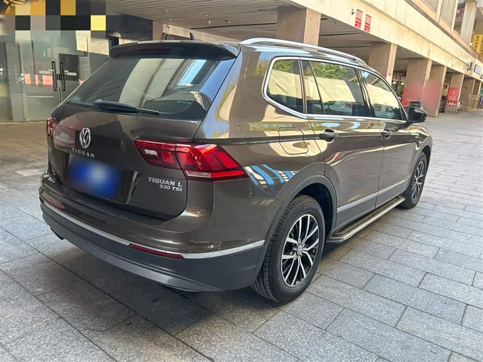 Volkswagen Tiguan L