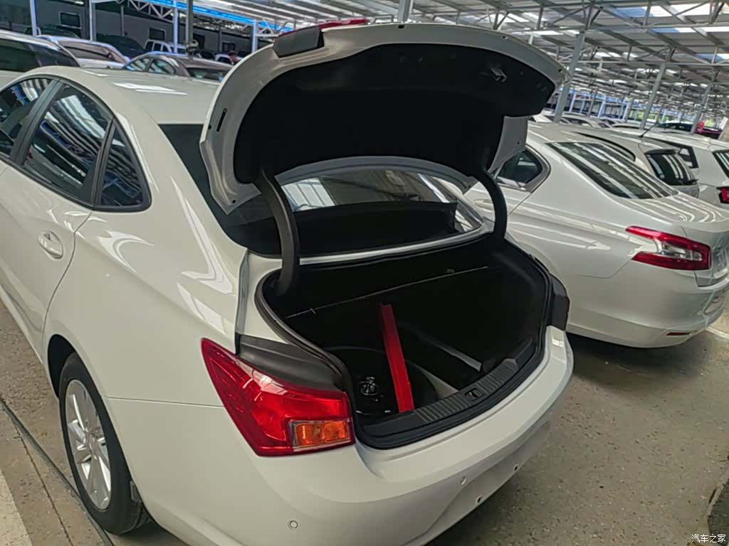 Buick Verano, 2019 19