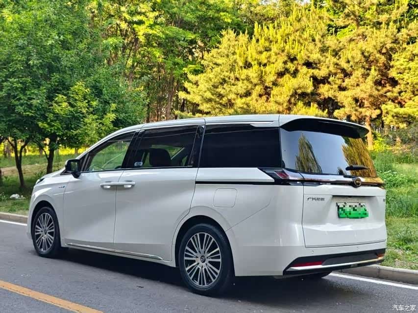Trumpchi E8, 2024 4