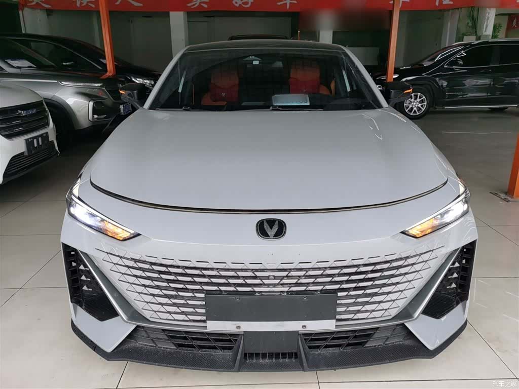 Changan UNI-V, 2022 3