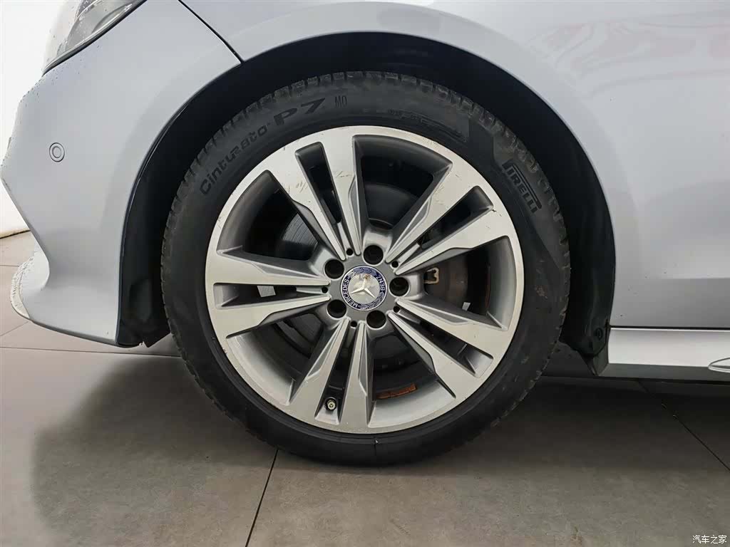 Mercedes-Benz E-Class, 2014 17