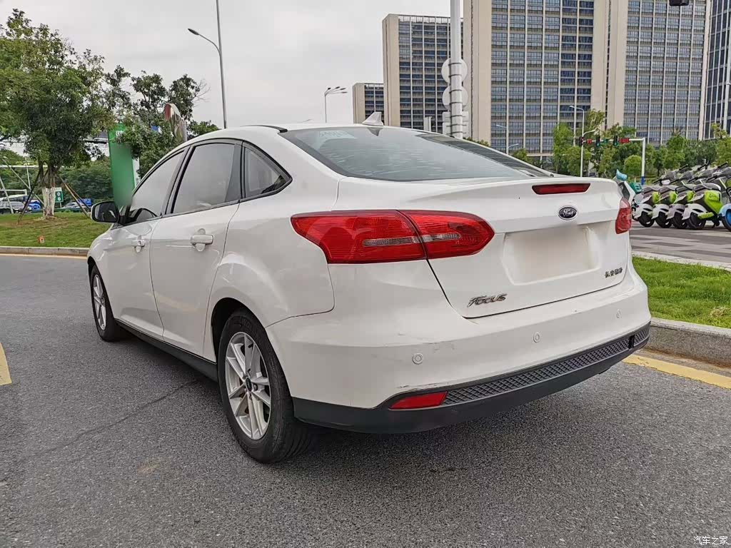 Ford Focus, 2018 все фото