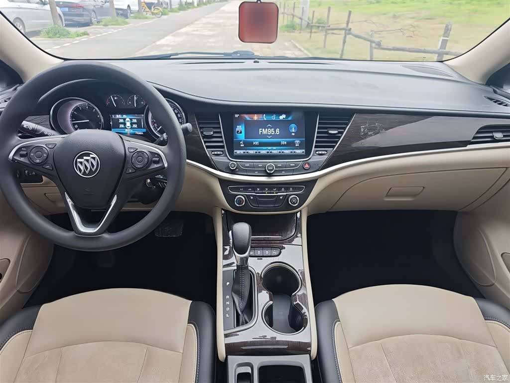 Buick Verano, 2019 16