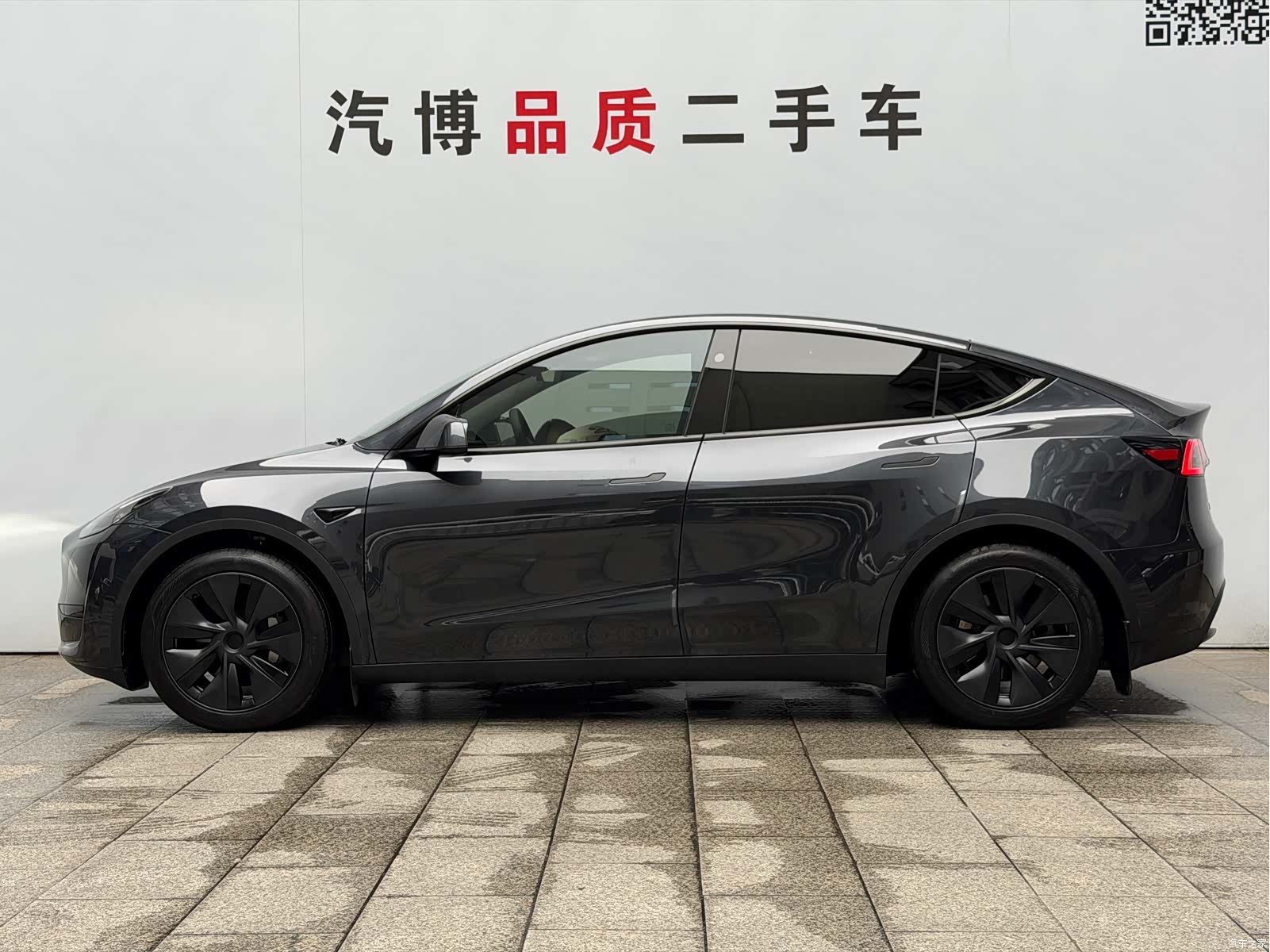 Tesla Model Y, 2024 4