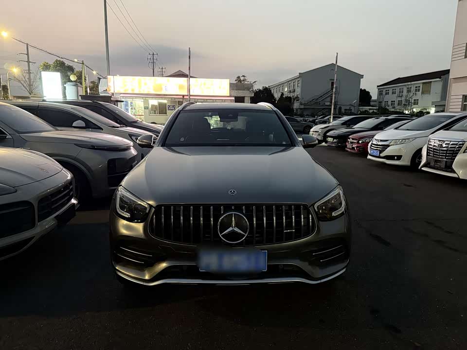 Mercedes-Benz GLC AMG