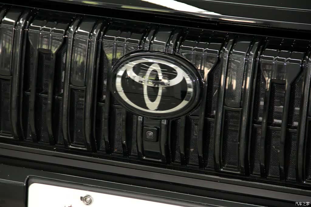 Toyota Prado, 2026 35