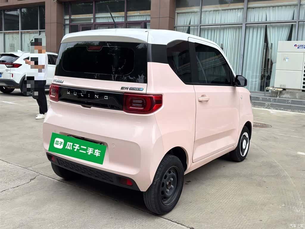 Wuling MINIEV, 2021 7