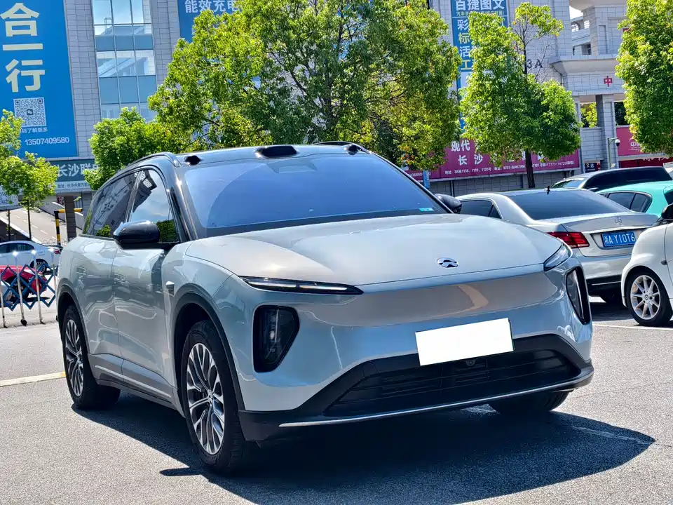 NIO ES6