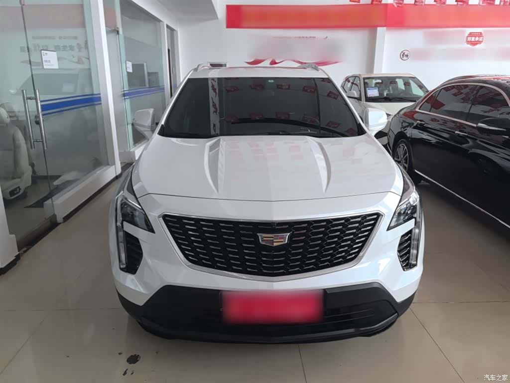 Cadillac XT4, 2022 3
