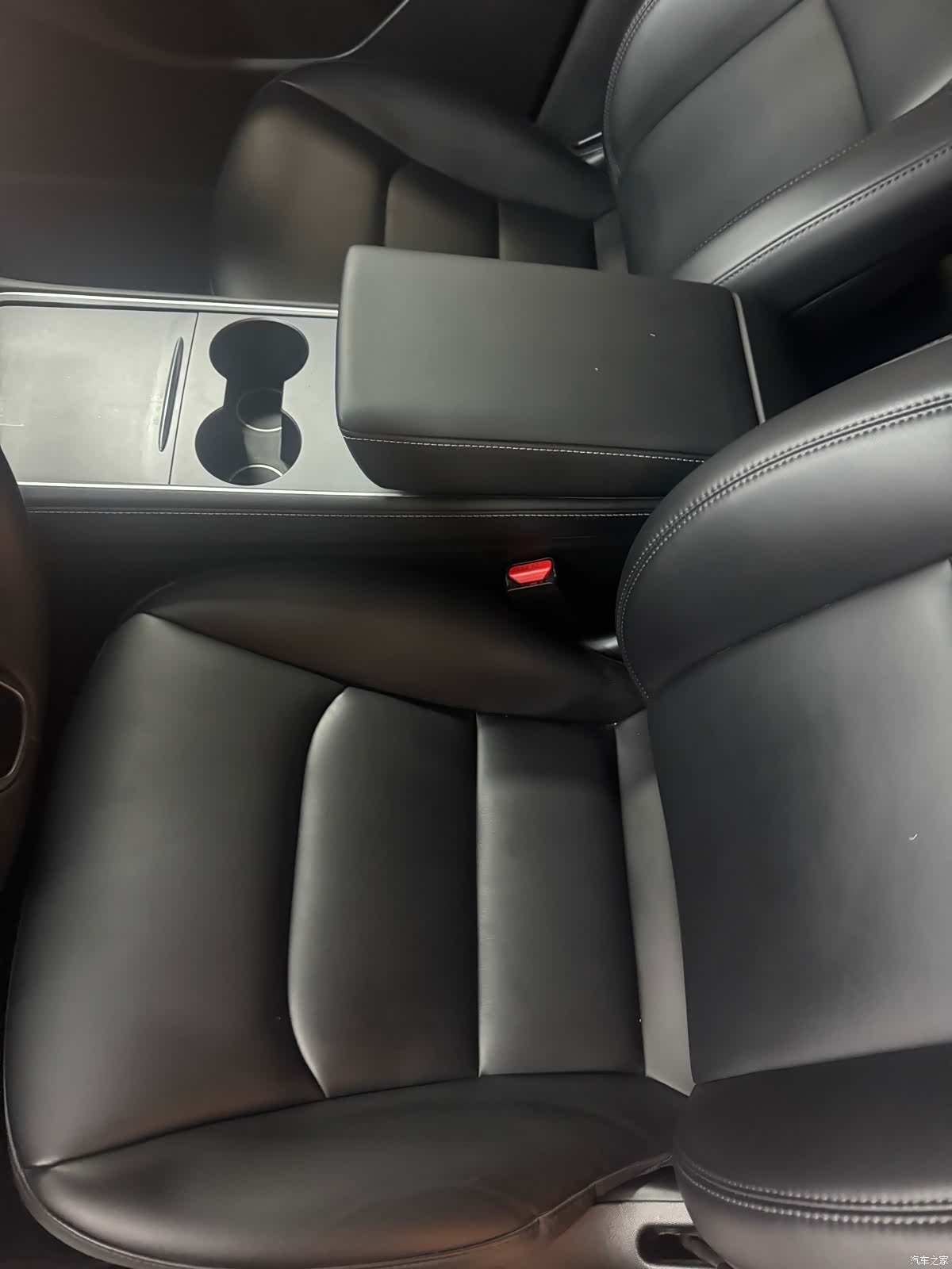 Tesla Model Y, 2023 8