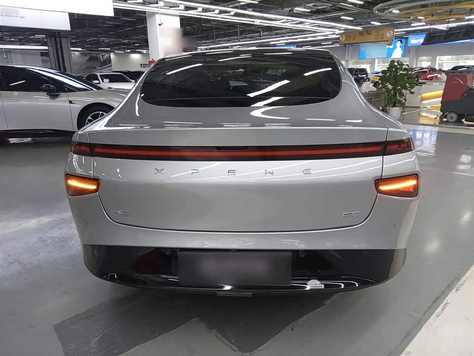 XPENG P7 XPENG P7