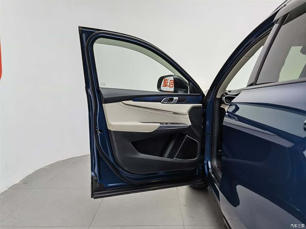 Lynk & Co 01, 2019 8