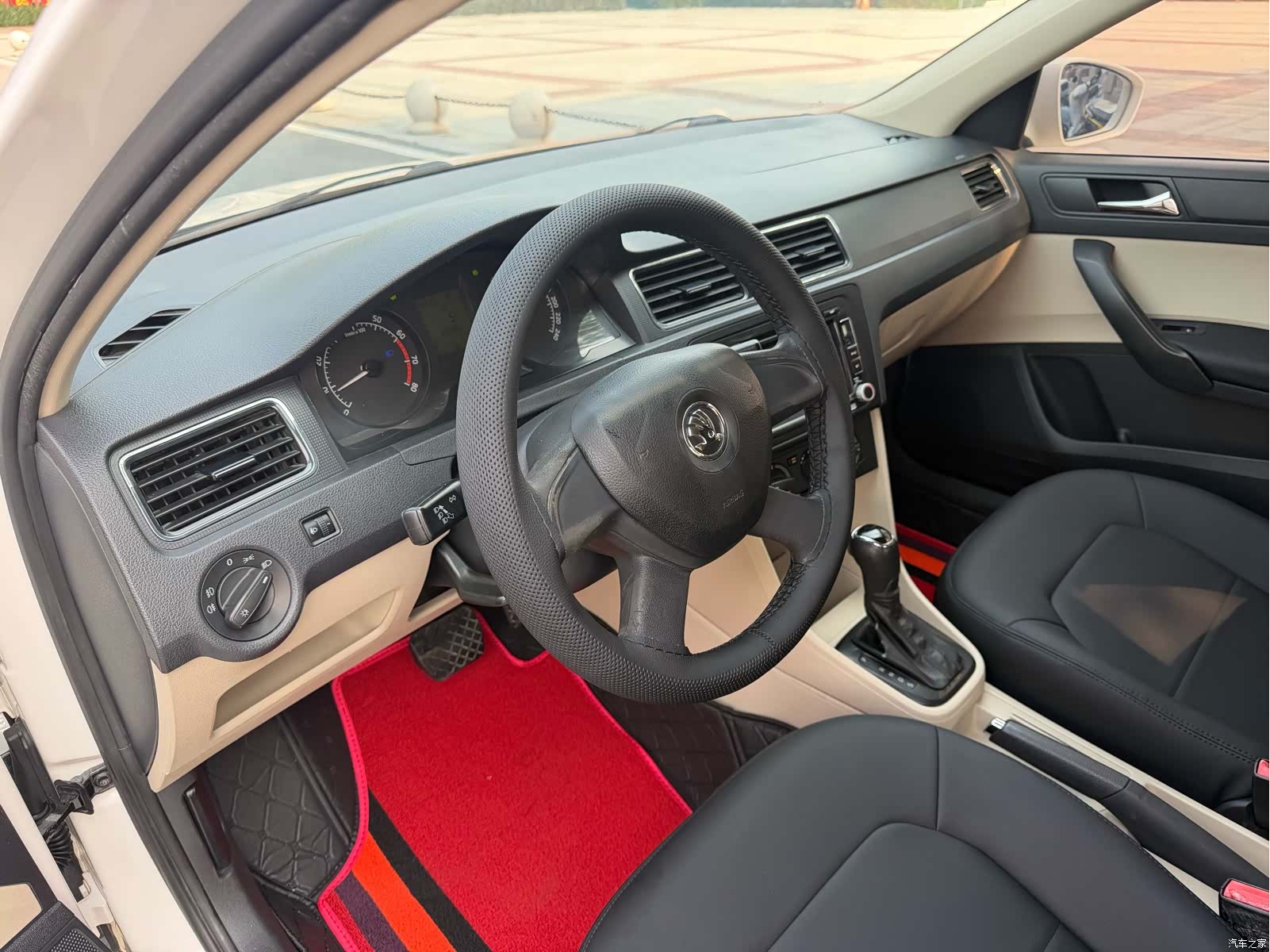 Skoda Rapid, 2013 24