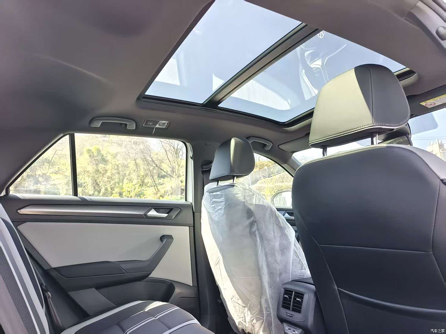 Volkswagen T-ROC, 2026 14