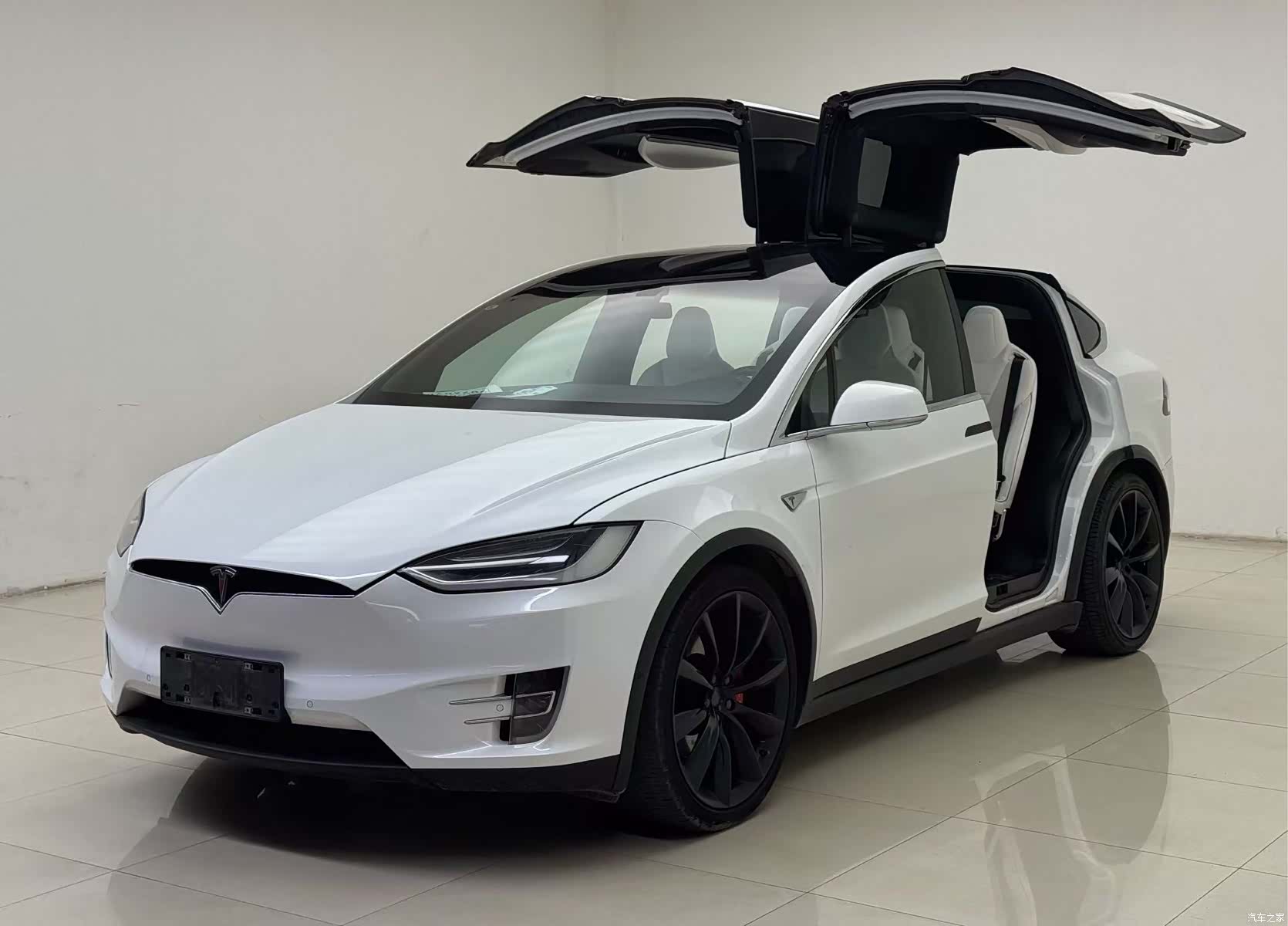 Tesla Model X, 2016 2