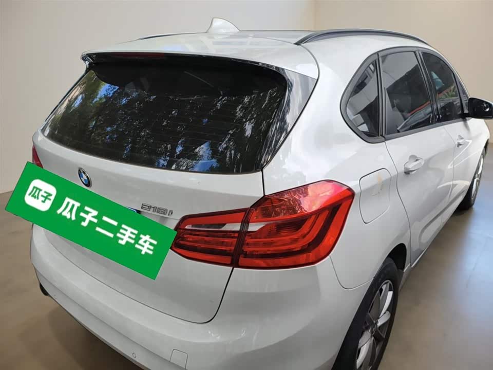 BMW 2 series station wagon