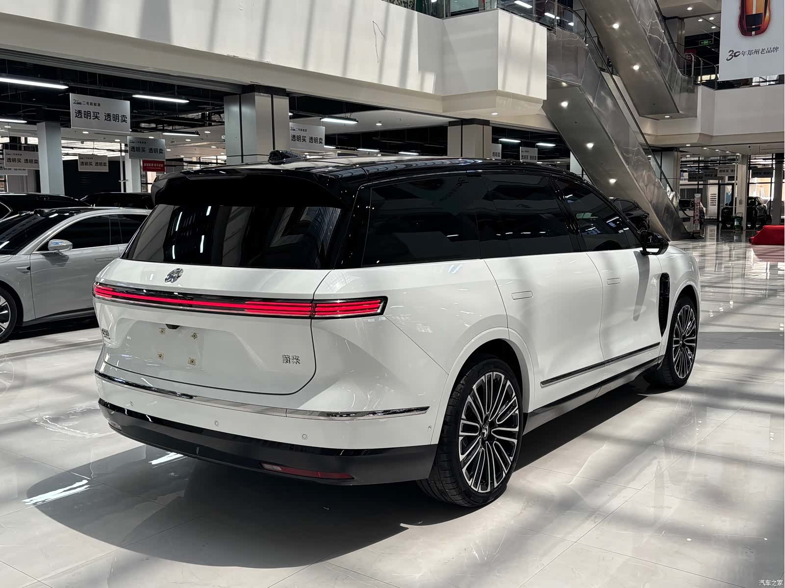 NIO ES8, 2026 12