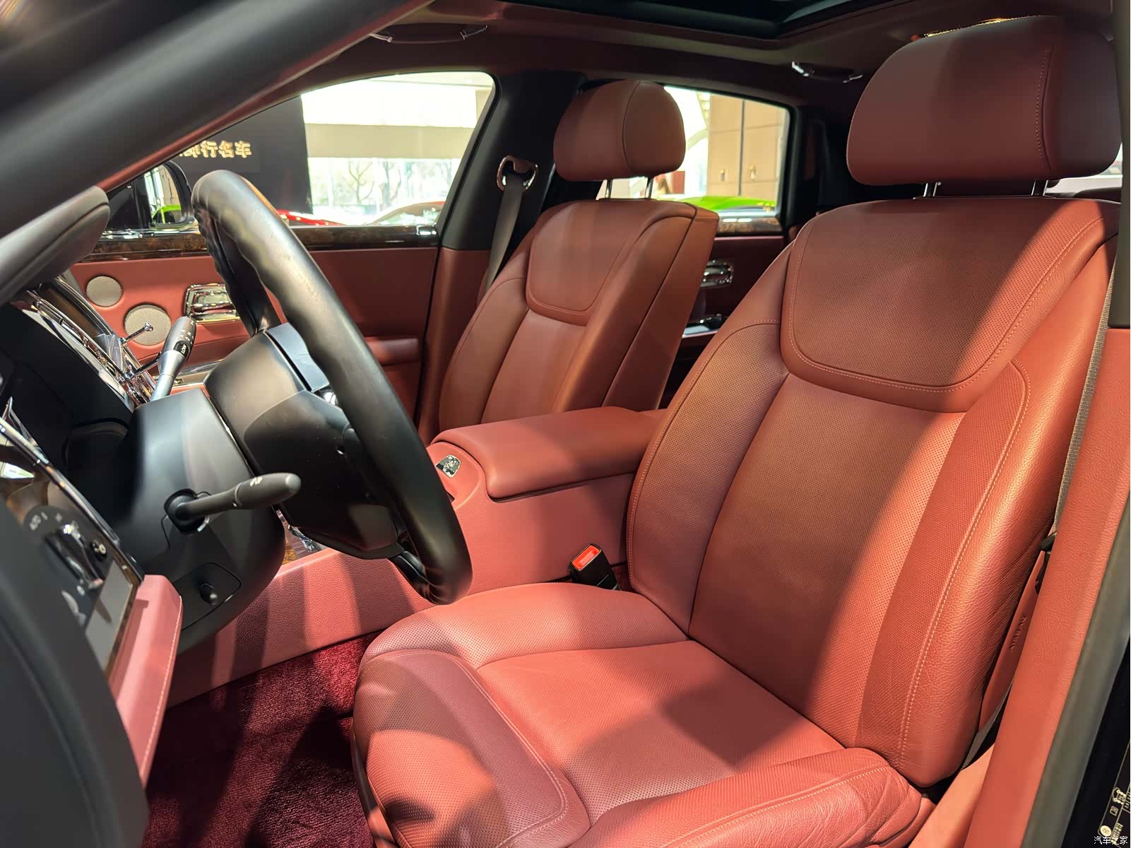 Rolls-Royce Ghost, 2015 9
