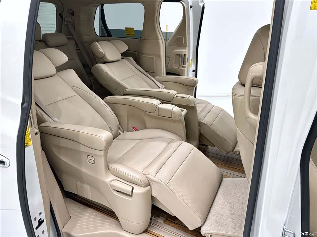 Toyota Alphard, 2014 12