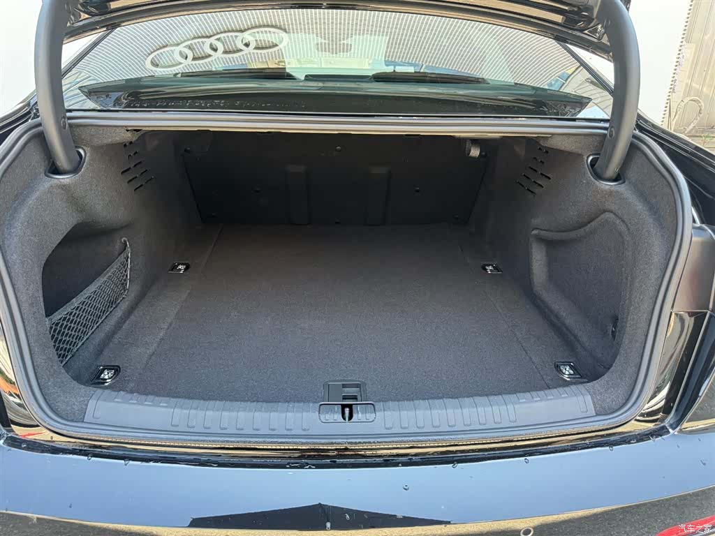 Audi A6L, 2024 16
