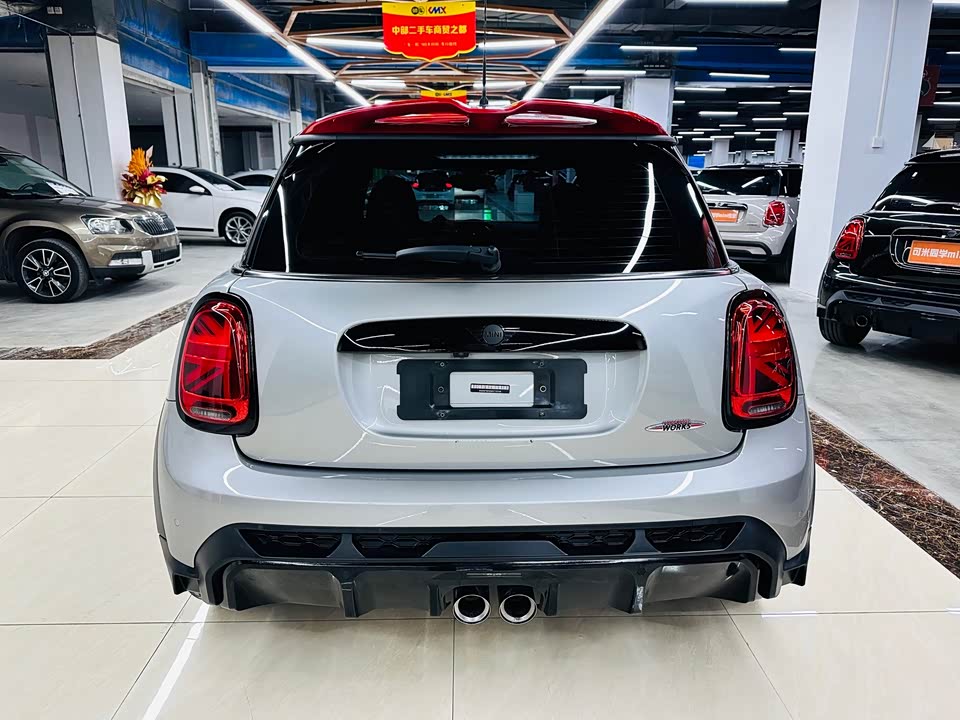 MINI JCW