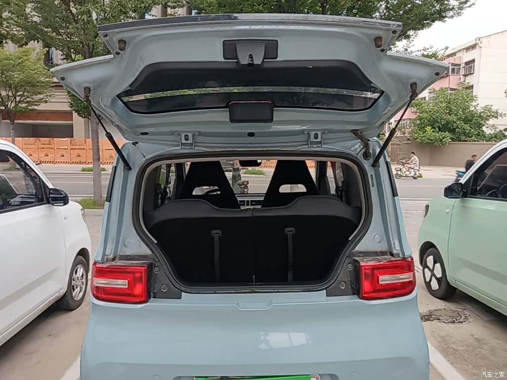 Wuling MINIEV, 2021 19