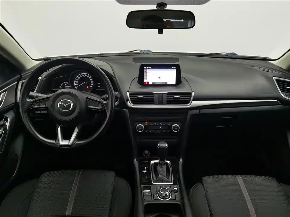 Mazda 3 Angkesaila
