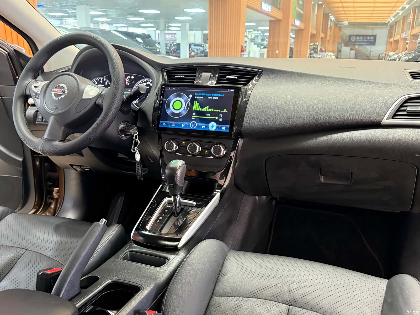 Nissan Sylphy, 2017 12