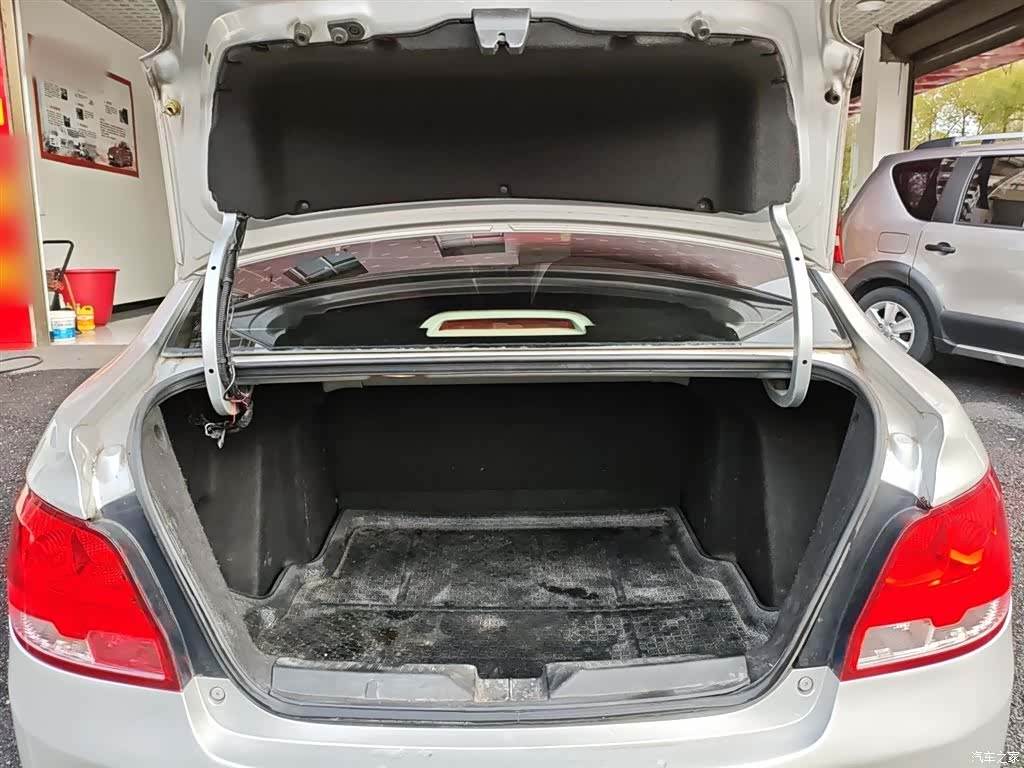 Chevrolet 3, 2015 15
