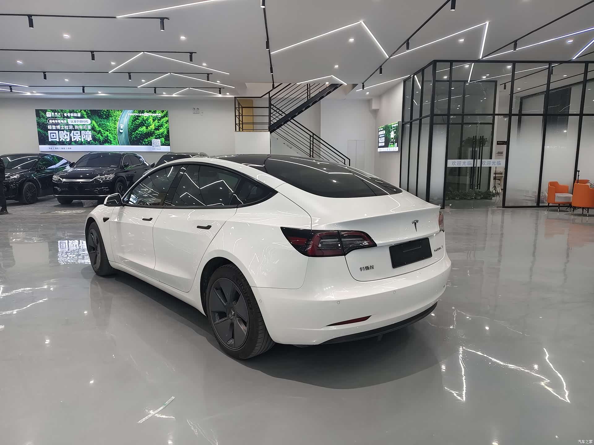 Tesla Model 3, 2021 все фото