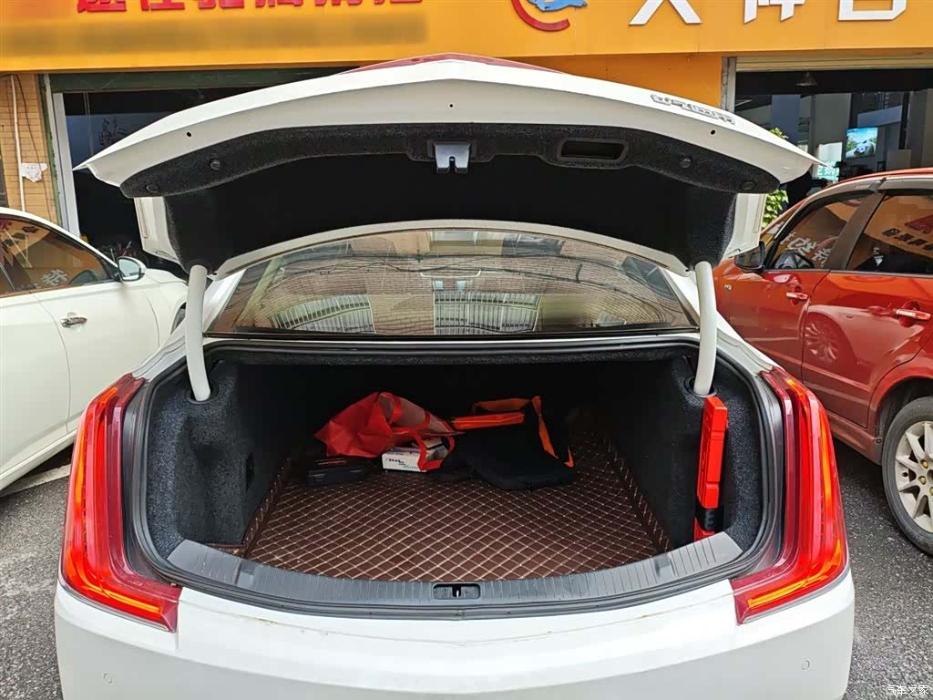 Cadillac XTS, 2019 15